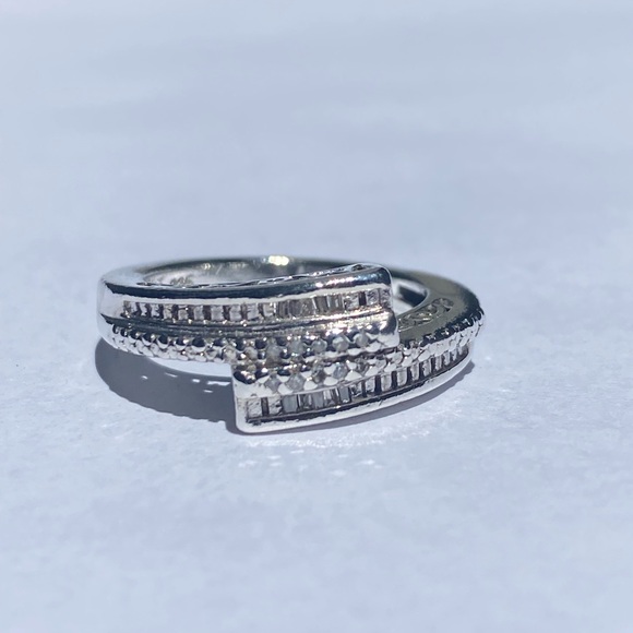 Heng Ngai 925 sterling silver overlap Diamond MOM ring💎 - Picture 1 of 16